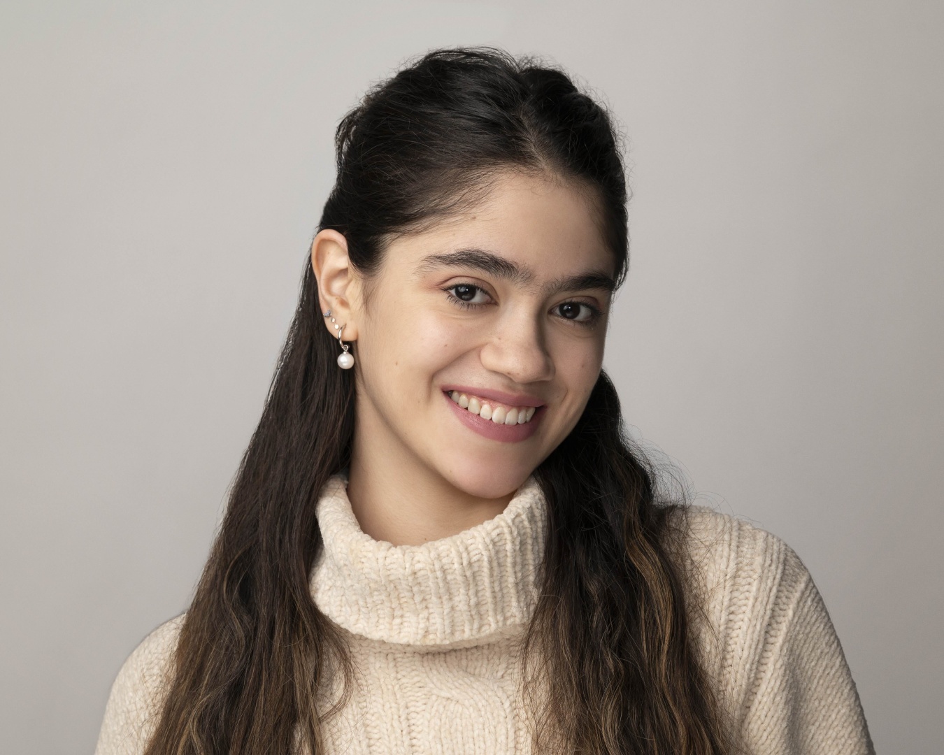 Angélica Barbosa, education program assistant/teaching artist