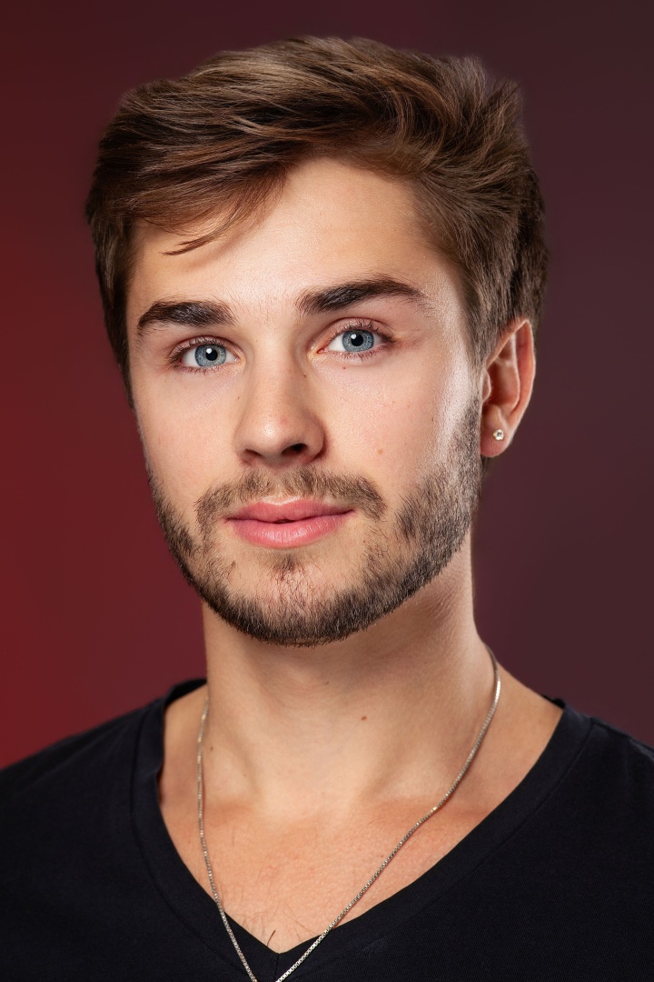 Caleb Ballantine, dancer